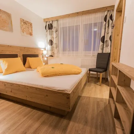 Mountain Living Apartman