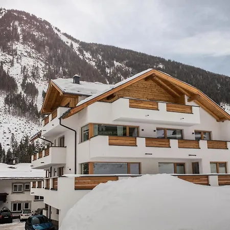 Mountain Living Apartment Neustift im Stubaital